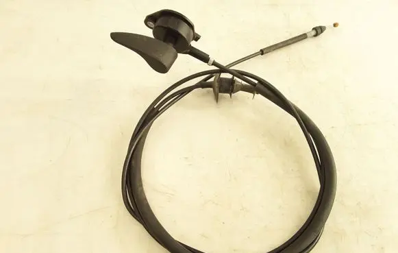 Renault Latitude (L70) Engine bonnet (hood) release handle