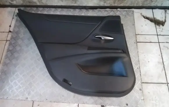 Lexus ES 250 - 300 - 330 Rear door card panel trim A048396