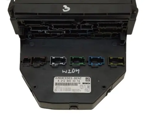 Mercedes-Benz C W204 Central body control module A2129003314
