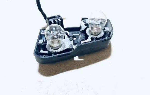 BMW 3 E46 Tail light bulb cover holder 6907937 388569l 6907937388569l