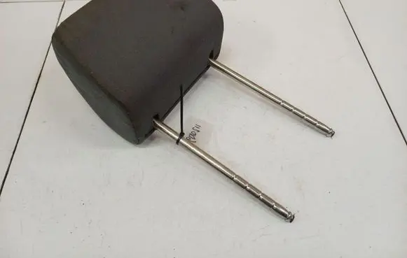 Skoda Octavia Mk1 (1U) Front seat headrest 