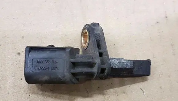 Volkswagen Transporter - Caravelle T5 ABS brake wheel speed sensor 7H0927803