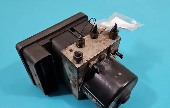 Renault Laguna II ABS Pump 8200001333C IMPRK1447967