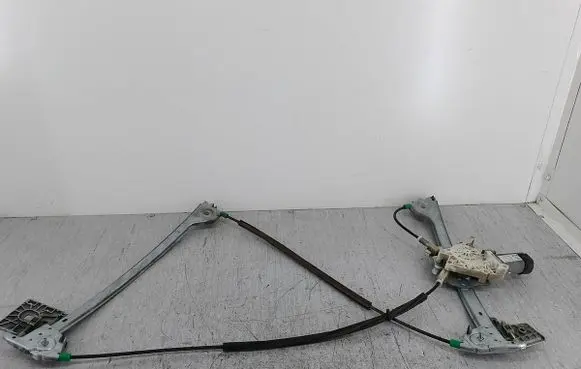 Peugeot 206 CC Front door window regulator with motor 9636627580