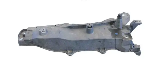 Volvo XC90 Fender mounting bracket 31391778
