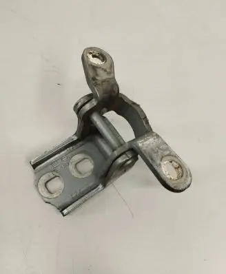 Opel Insignia A Rear door lower hinge A046574 2771