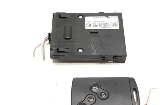 Renault Megane III Ignition lock 285909828R