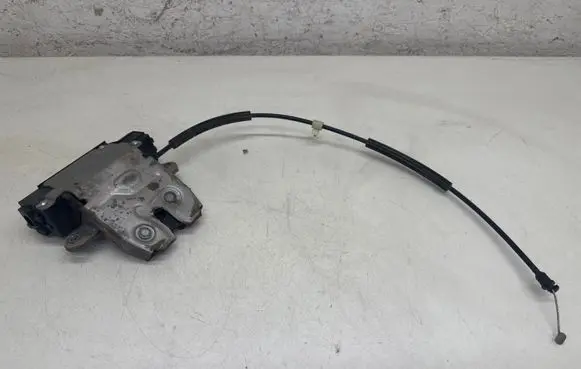 Ford Focus Tailgate/trunk/boot lock/catch/latch 01041111906