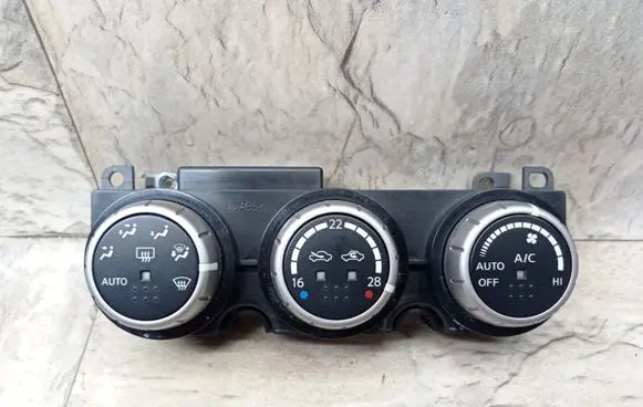 Nissan Murano Z50 Climate control unit 27500CC000