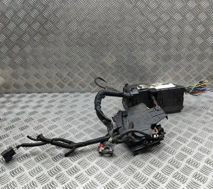 Ford Focus Fuse box set F1FT14K733BJA