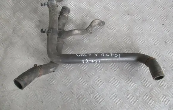Volkswagen Golf V Engine coolant pipe/hose
