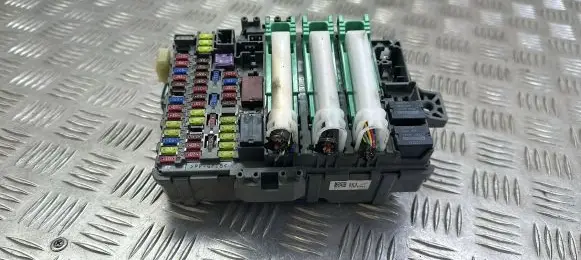 Honda CR-V Fuse module 116RA000021