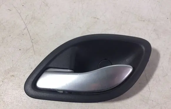 Renault Laguna II Rear door interior handle 98007201 8200000723