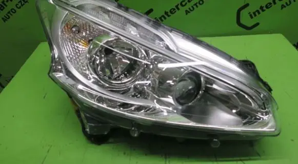 Peugeot 208 Headlight/headlamp