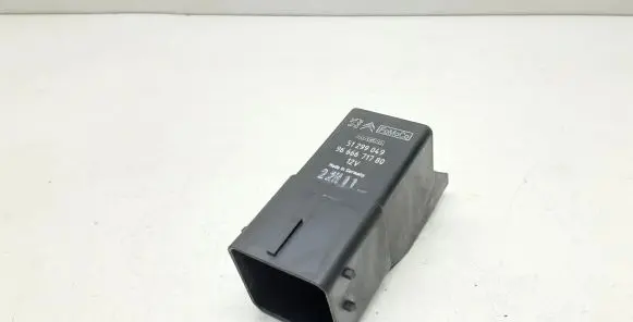 Volvo V60 Glow plug pre-heat relay 9666671780 51299049