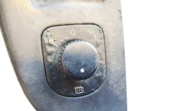 Volkswagen Golf V Wing mirror switch 1k0959565f
