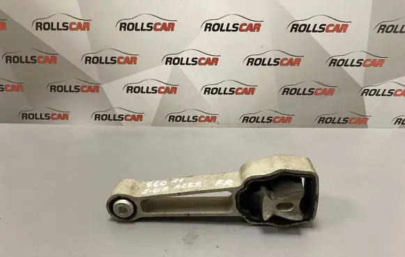 Volvo S60 Engine mounting bracket