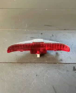 Honda Civic Third/center stoplight 0509243