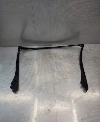 Mercedes-Benz E A207 Front door rubber seal A2076710120 A2076700339