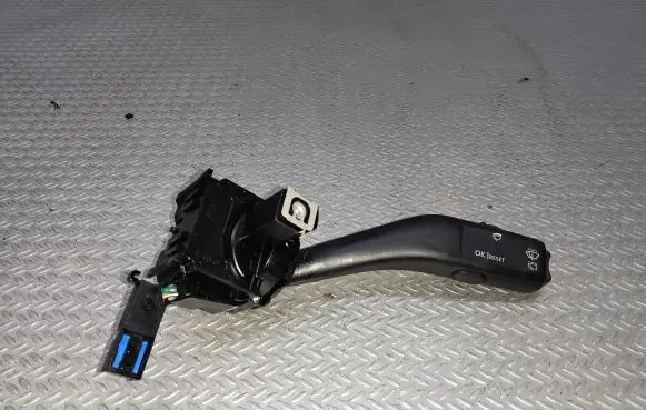 Volkswagen Touran I Wiper control stalk 1K0953519A
