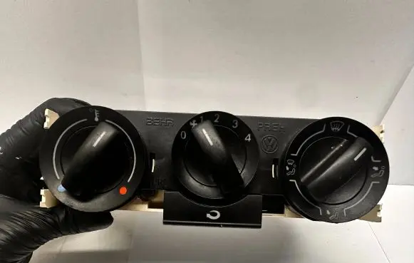 Volkswagen Polo Climate control unit 6Q0819045P