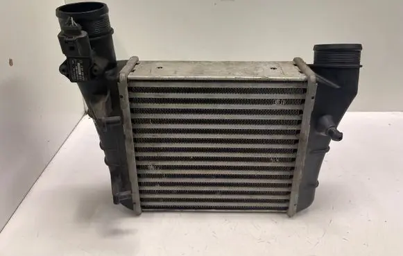 Audi A4 S4 B7 8E 8H Intercooler radiator 8E0145805AA