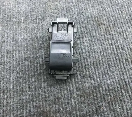 Toyota RAV 4 (XA30) Electric window control switch 8292V06
