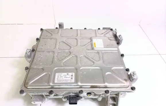 Hyundai Ioniq Voltage converter inverter 364000E150