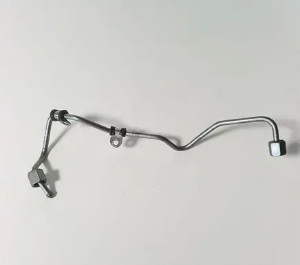 Infiniti Q70 Y51 Fuel injector supply line/pipe 