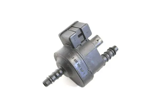 Audi Q3 8U Turbo solenoid valve 06H906517T