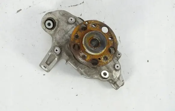 Mercedes-Benz C W205 Rear wheel hub A2053400