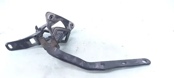 Volvo V70 Tailgate/trunk/boot hinge 8643157