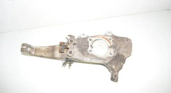 Front wheel hub