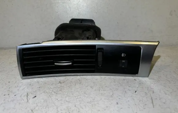 Audi A6 S6 C6 4F Dashboard side air vent grill/cover trim 4F1820901D