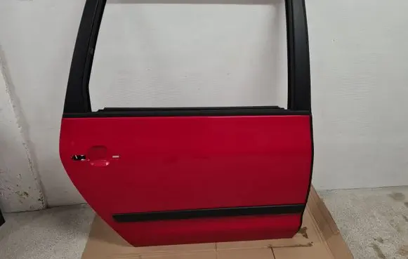 Ford Galaxy Rear door