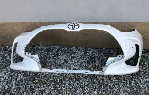 Toyota Yaris XP210 Front bumper