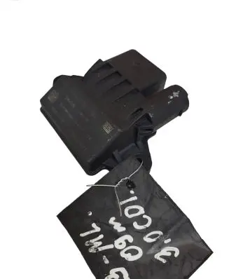 Mercedes-Benz ML W164 Glow plug pre-heat relay A6429005701 0522140209