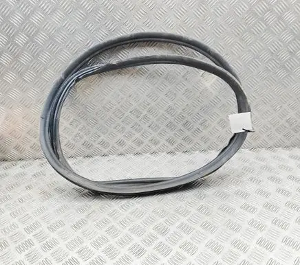 BMW 5 G30 G31 G38 Rubber seal front coupe door 7468731