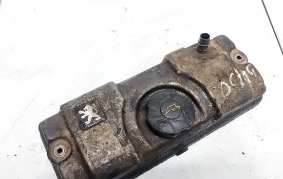 Peugeot 206 Rocker cam cover 
