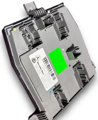 Mercedes-Benz C AMG W205 Central body control module S1739 A2059007147