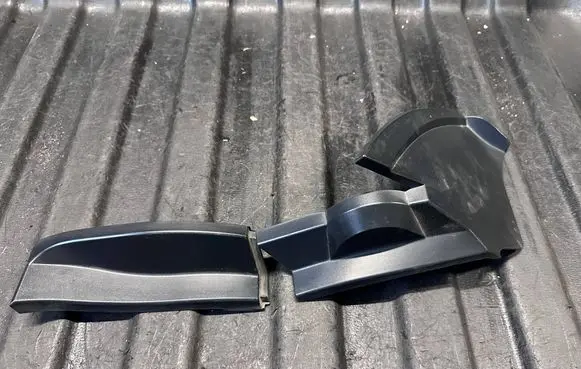 Infiniti FX Tail light bulb cover holder 850751CA0A C93