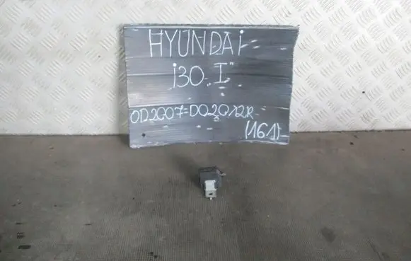 Hyundai i30 Charging relay 