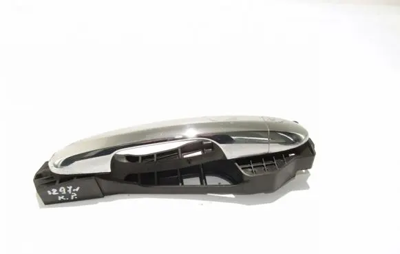 Fiat 500L Front door exterior handle