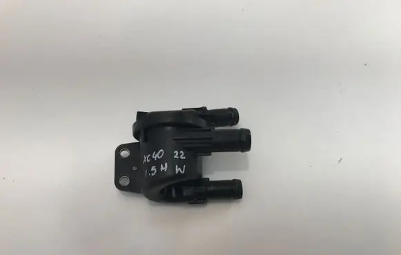 Volvo XC40 Water pump 31686567