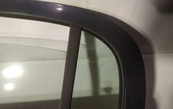 Opel Astra G Rear vent window glass as2