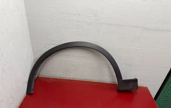 BMW X3 F25 Front arch trim 7210081 51777210081