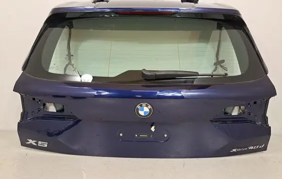 Tailgate/trunk/boot lid
