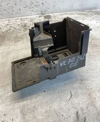 Battery box tray