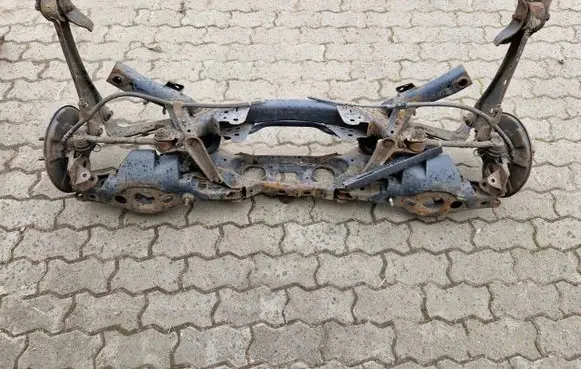 Toyota RAV 4 (XA40) Rear subframe 
