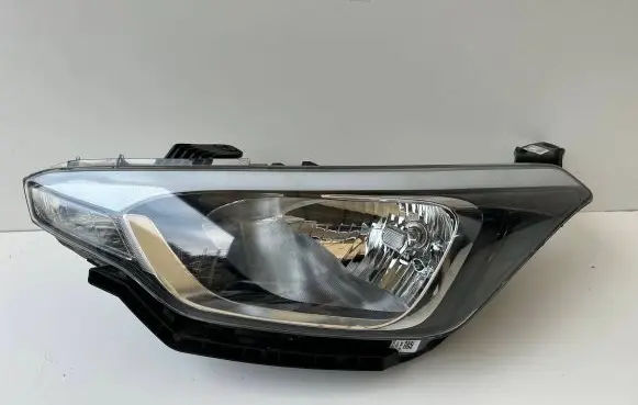 Hyundai i20 (GB IB) Headlight/headlamp 92101-C8000